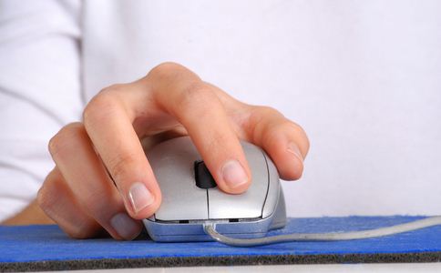 当你玩游戏特别卡的时候怎么办,玩游戏太卡该怎么操作