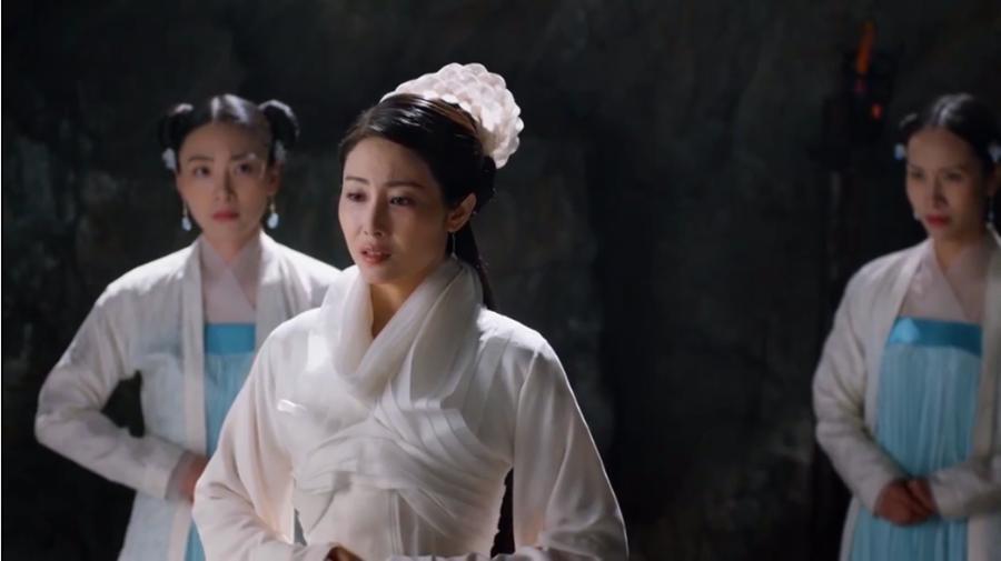 三生三世白浅喜欢红色,白浅在墨渊面前说墨渊像小白