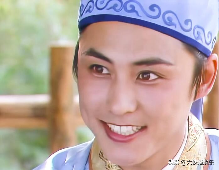 8位桃花眼男明星,最迷人的六位帅哥