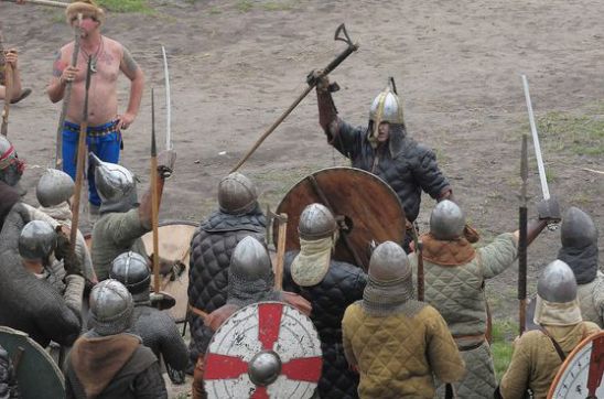 老外也会花钱买和平？除了丹麦金，英法两国怎么应对维京海盗