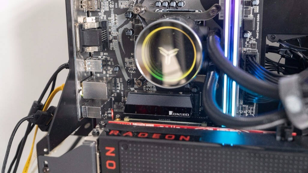 乔思伯240水冷散热器安装,乔思伯240shadow评测