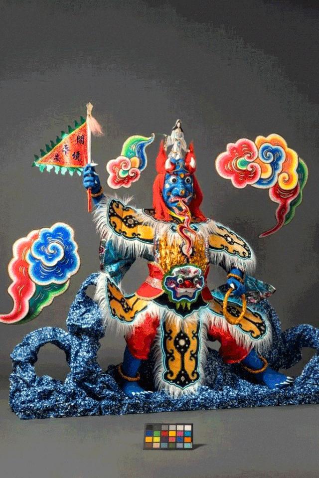 “中国人对死亡原来如此浪漫”这一回，巴黎展出了我们最忌讳的