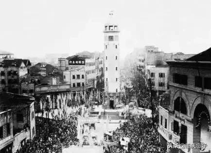 重庆解放碑塔钟视频,重庆解放碑的钟每天都会敲吗