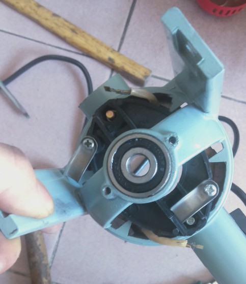 插电式手电钻有带扭力调节的吗,充电式手电钻内部齿轮构造