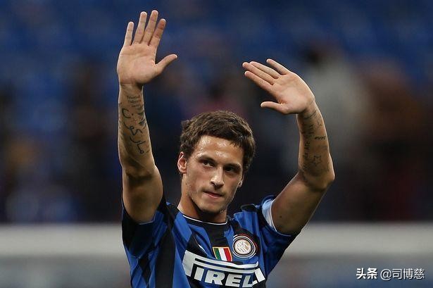 巴洛特利都服他，暴脾气的阿瑙托维奇，辱骂经理挑衅球迷遛狗受伤