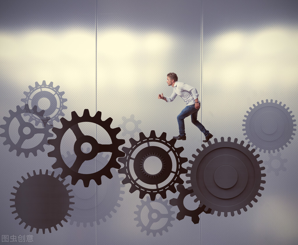 曾经的千万富翁如今一无所有,从一无所有到亿万富翁的心酸历程