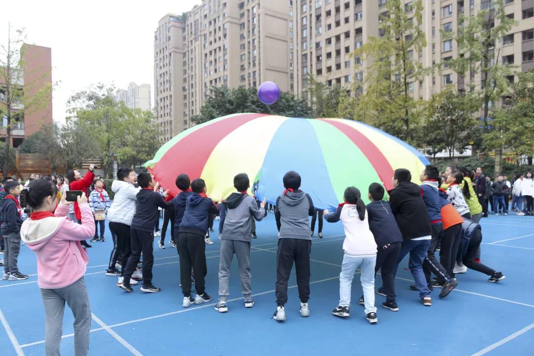 灏忔氮鎺㈡牎鏂板煄鍒嗘牎,灏忔氮鎺㈡牎宸濆ぇ