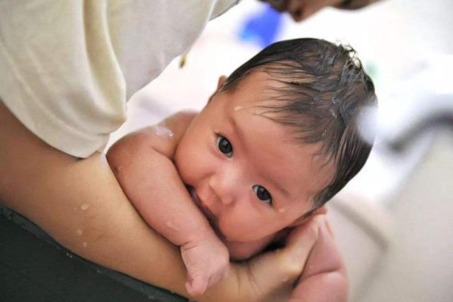 中国民俗文化，沐浴趣谈，初涉人生的洗三