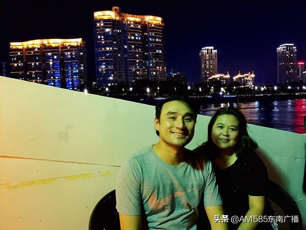 在榕台胞夜游闽江，感受福州日新月异的变化