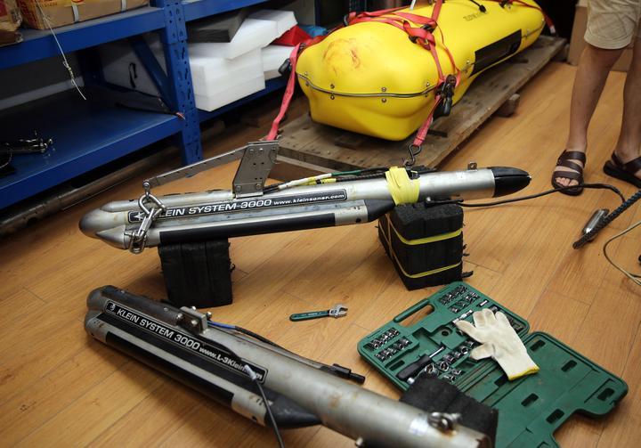 当一艘船沉入海底完整版,一艘船沉入海底怎么办