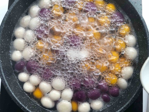 怎样做出的芋圆q弹有嚼劲,芋圆自制家常做法