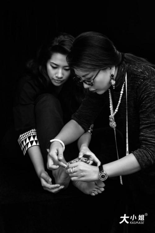 蓝盈莹乘风破浪的姐姐抢镜头,蓝盈莹高跟鞋乘风破浪