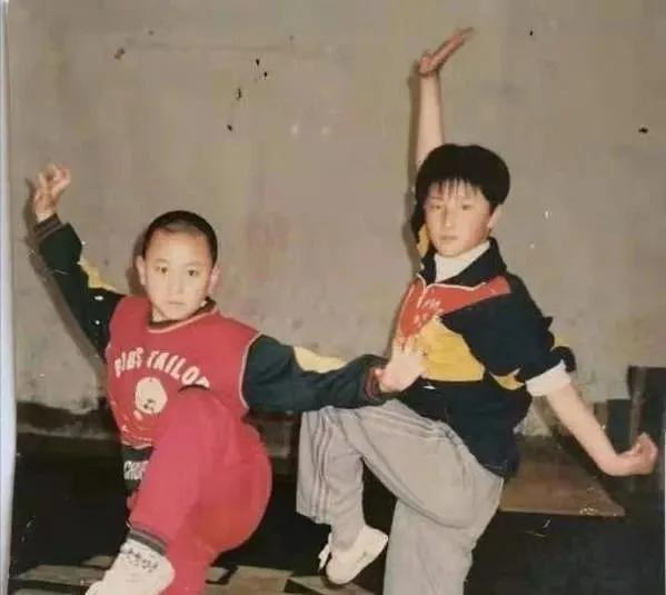 拍戏嫌累，上综艺挺肚腩，这届男明星对自己要求太低了吧？