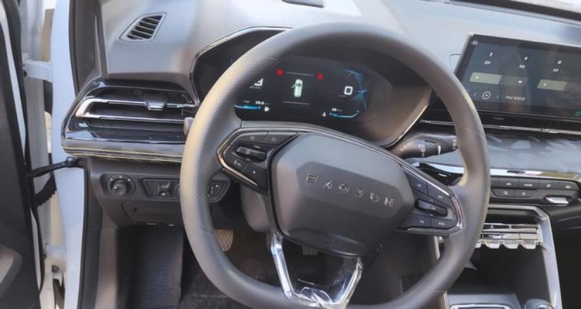 新宝骏rs-3怎么样值得买吗,新宝骏rs-3波箱4000转只跑90公里