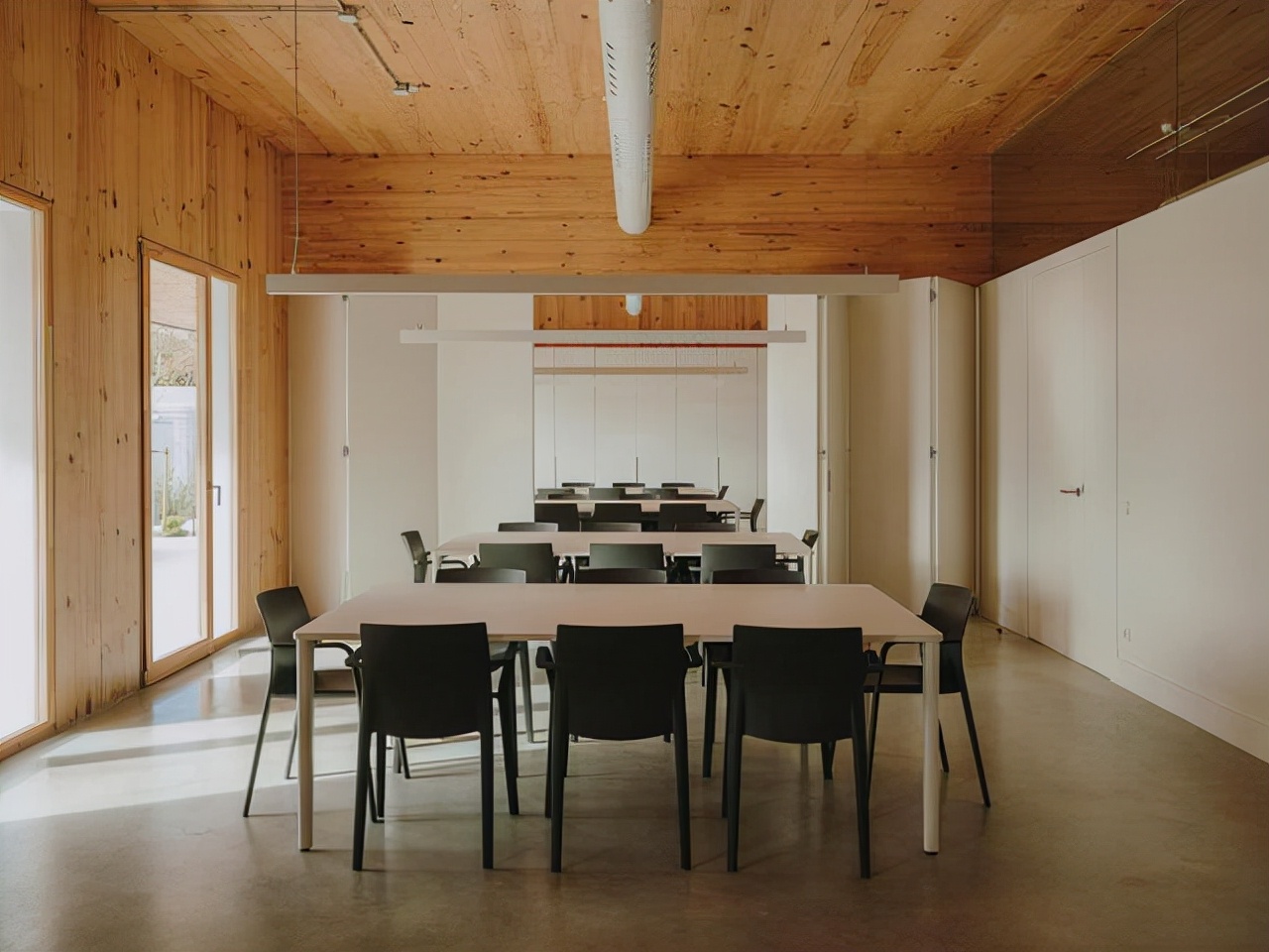 阿兹海默日间医疗中心，利用自然提高幸福感