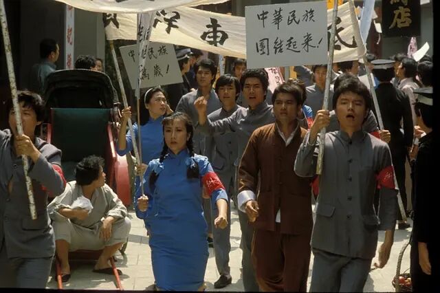 100部经典万水千山总是情港剧,重温经典万水千山总是情电视剧