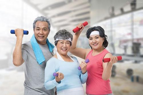 最适合老年人健身的最佳运动,老年人健身功能性训练