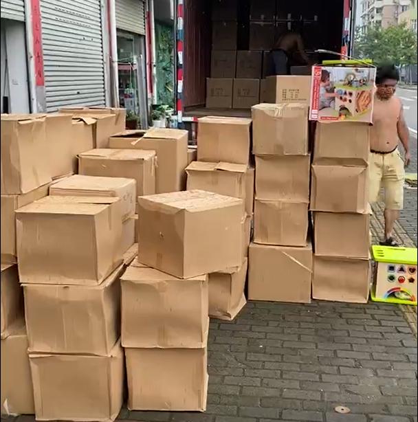 你孩子的玩具可能是假的！这个制假售假团伙落网！