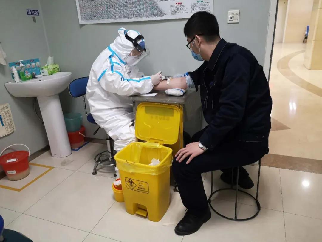 感冒发热到医院就医,感冒发烧返校查什么