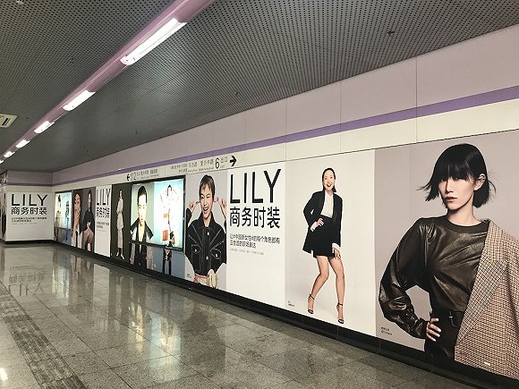 初入职场的女性对衣服的选择,职场应该穿什么衣服女生