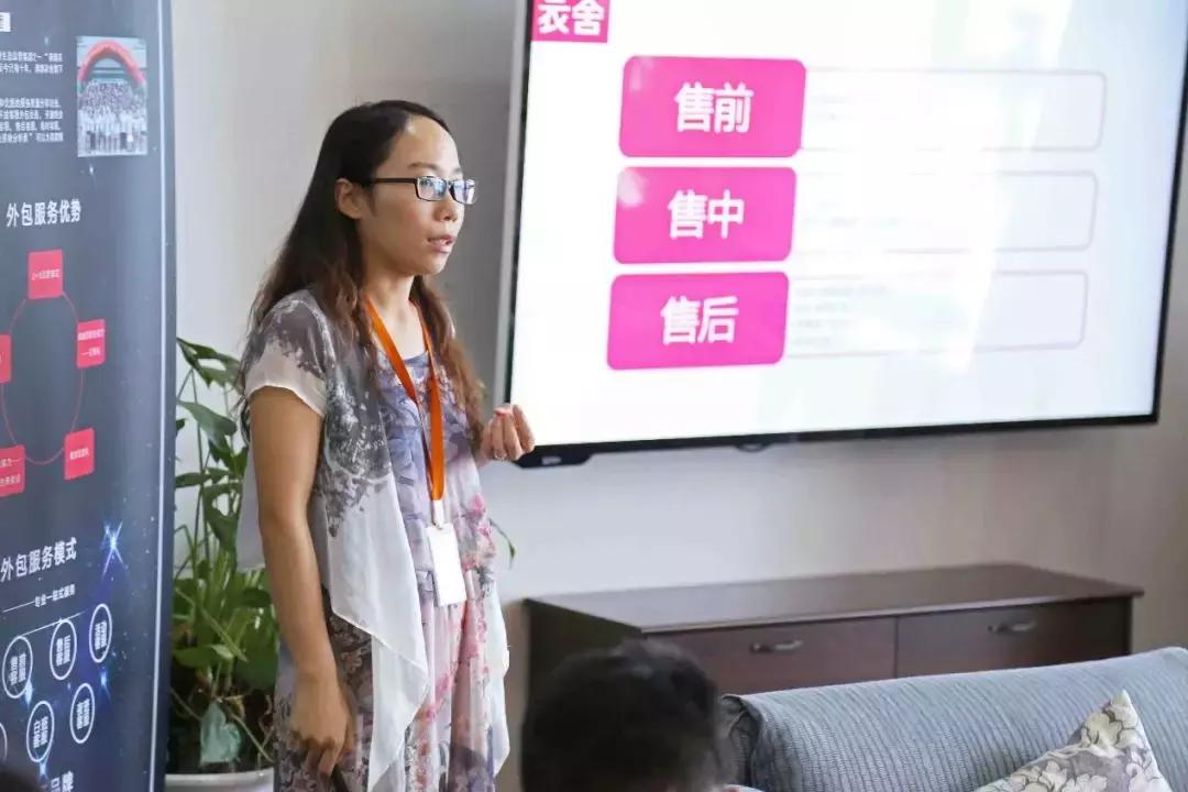 碰瓷香奈儿嘲讽ZARA，还坐拥6千万粉丝，这个戏精品牌凭什么上位