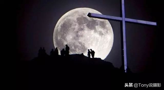 怎样拍摄月亮最好看,如何拍大月亮与实景