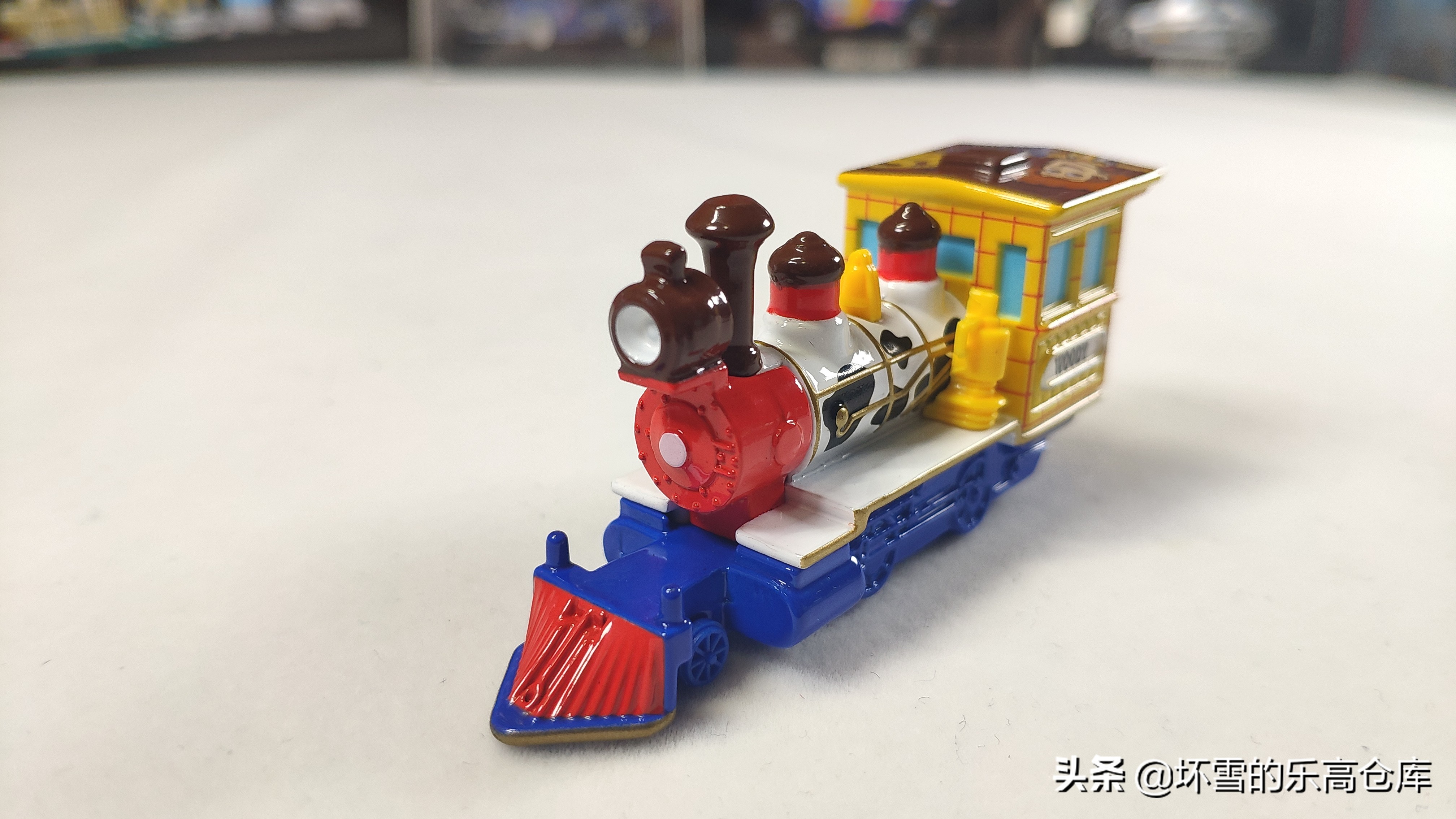 合金车玩具迪士尼,多美卡玩具合金车