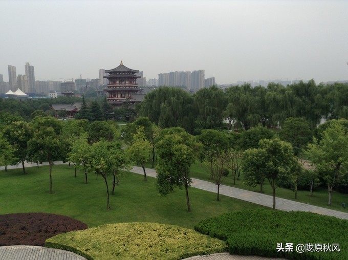 西安兵马俑和大唐不夜城旅游攻略,古都西安兵马俑与大唐芙蓉园一角