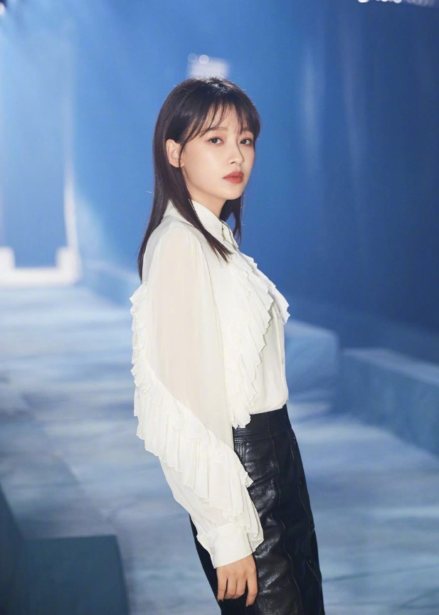 孙怡的鞋子有多小,孙怡平底鞋