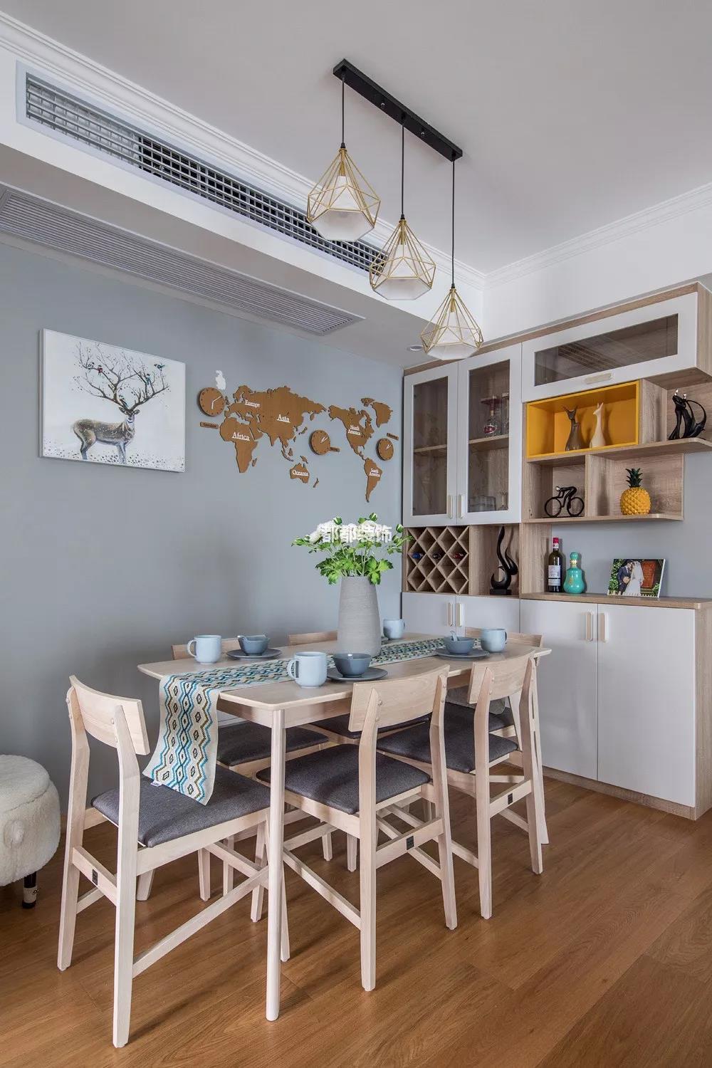 餐厅中间怎么装修好看,餐厅装修怎么省成本