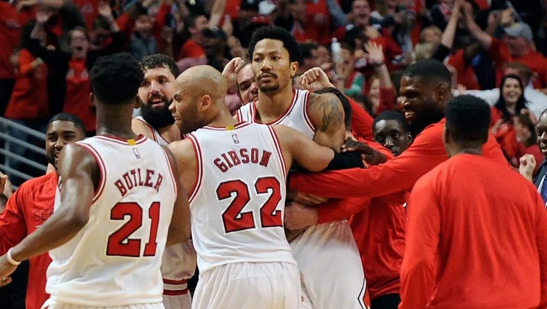 花有重开日，罗斯26分让尼克斯时隔2923天重获季后赛胜利