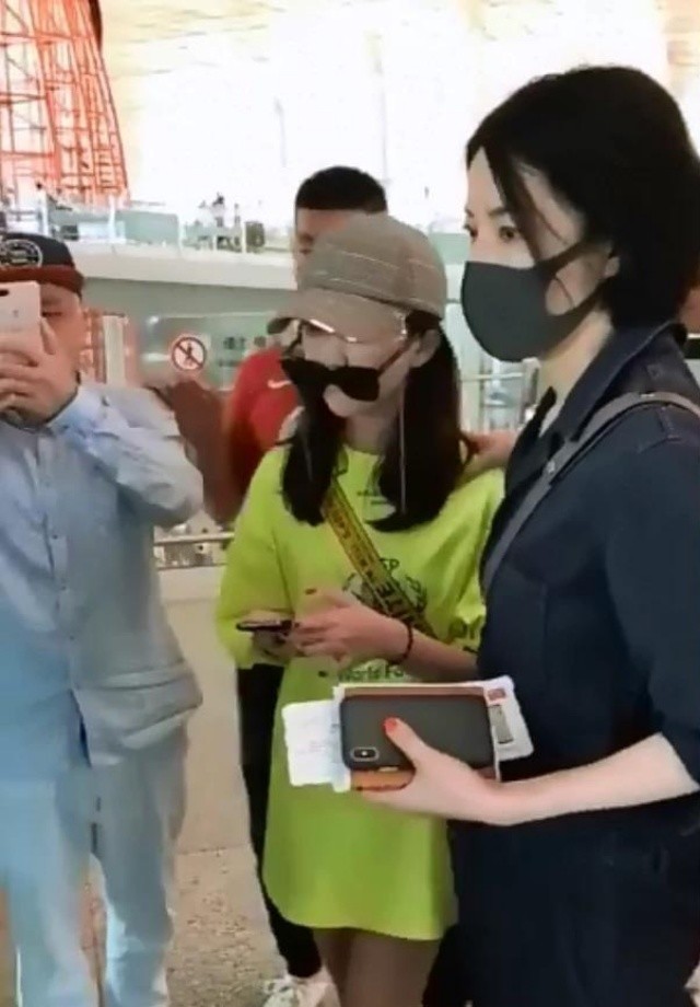 李亚鹏李嫣完整视频,李亚鹏谈李嫣事件