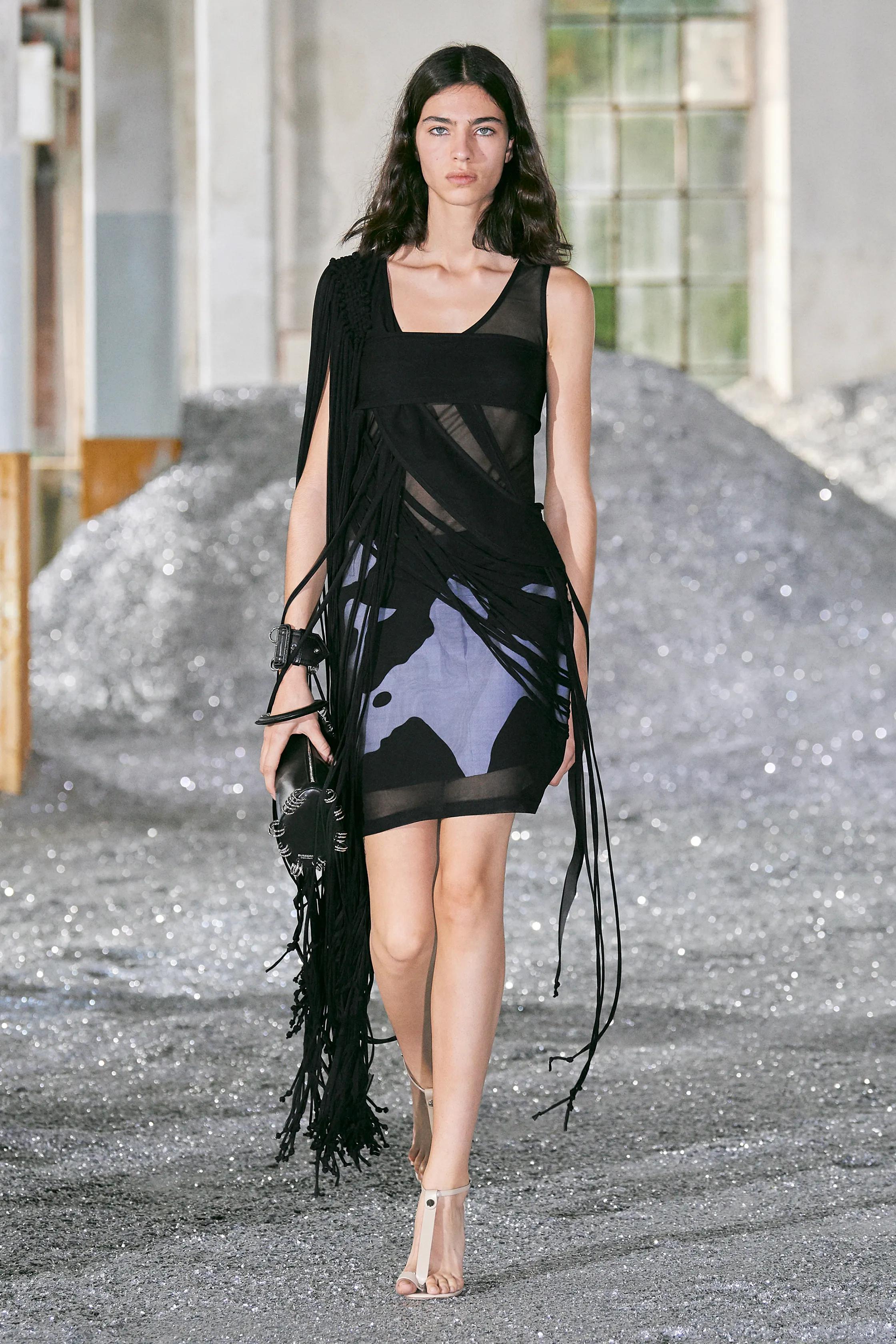 burberry2022男装秀,burberry2022广告