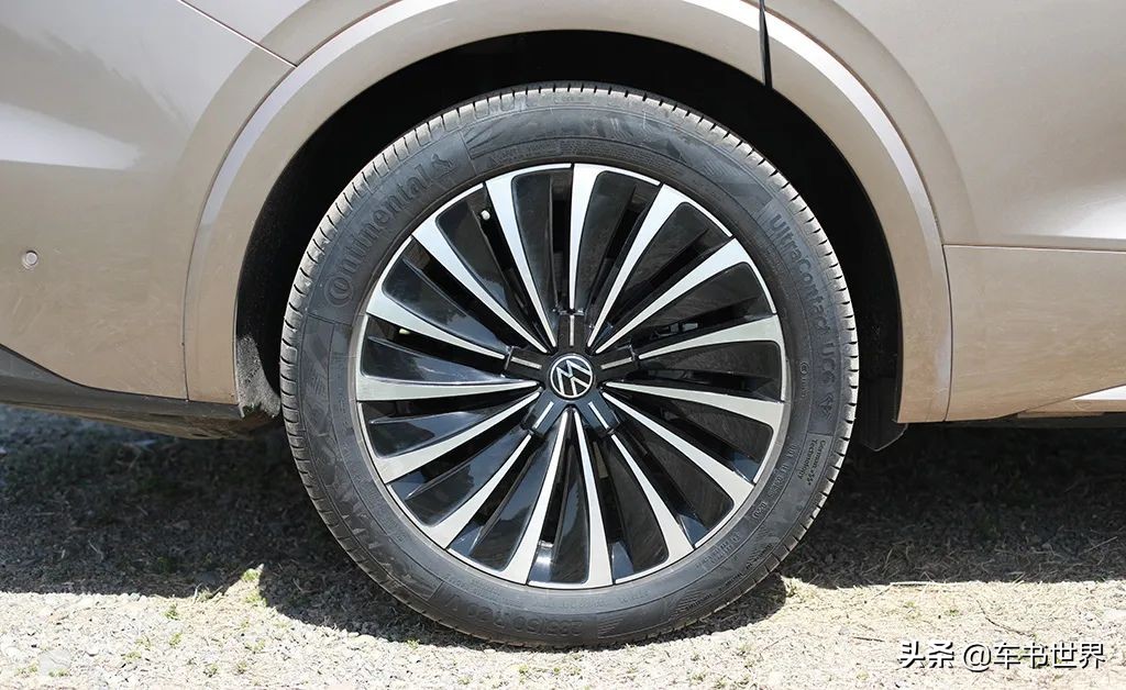 威然和夏朗比较选哪个更好,大众夏朗2017款怎么样