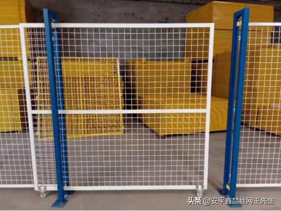常用的护栏网规格,篮球场护栏网高度多高