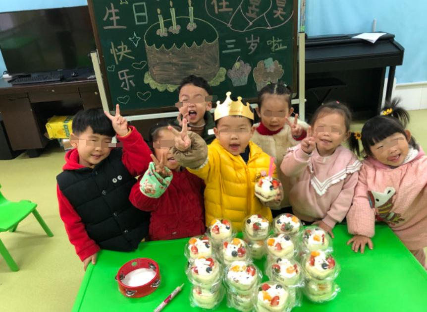 小孩过生日做什么生日蛋糕最好,孩子过生日该准备什么惊喜的蛋糕