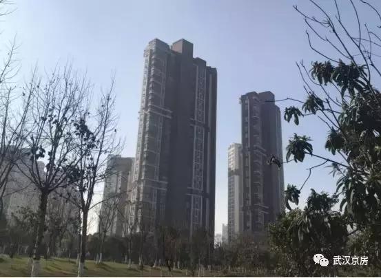 逆市大涨的股票有哪些,逆市上涨板块