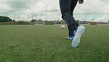 职业球员常用的转身,三种基本转身过人