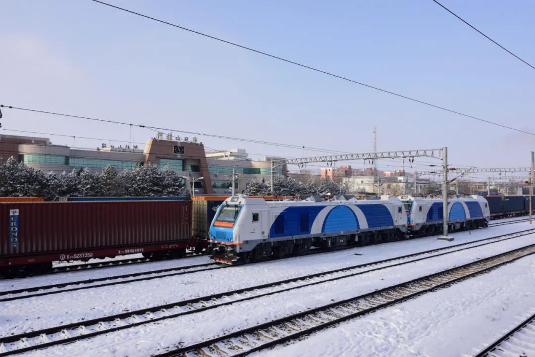 中国与白俄,13年中国中车