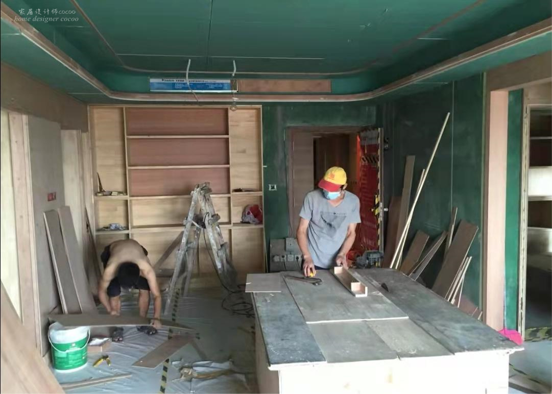 为省钱，53岁阿姨坚持“穷装”，实用性反而只增不减，适合过日子