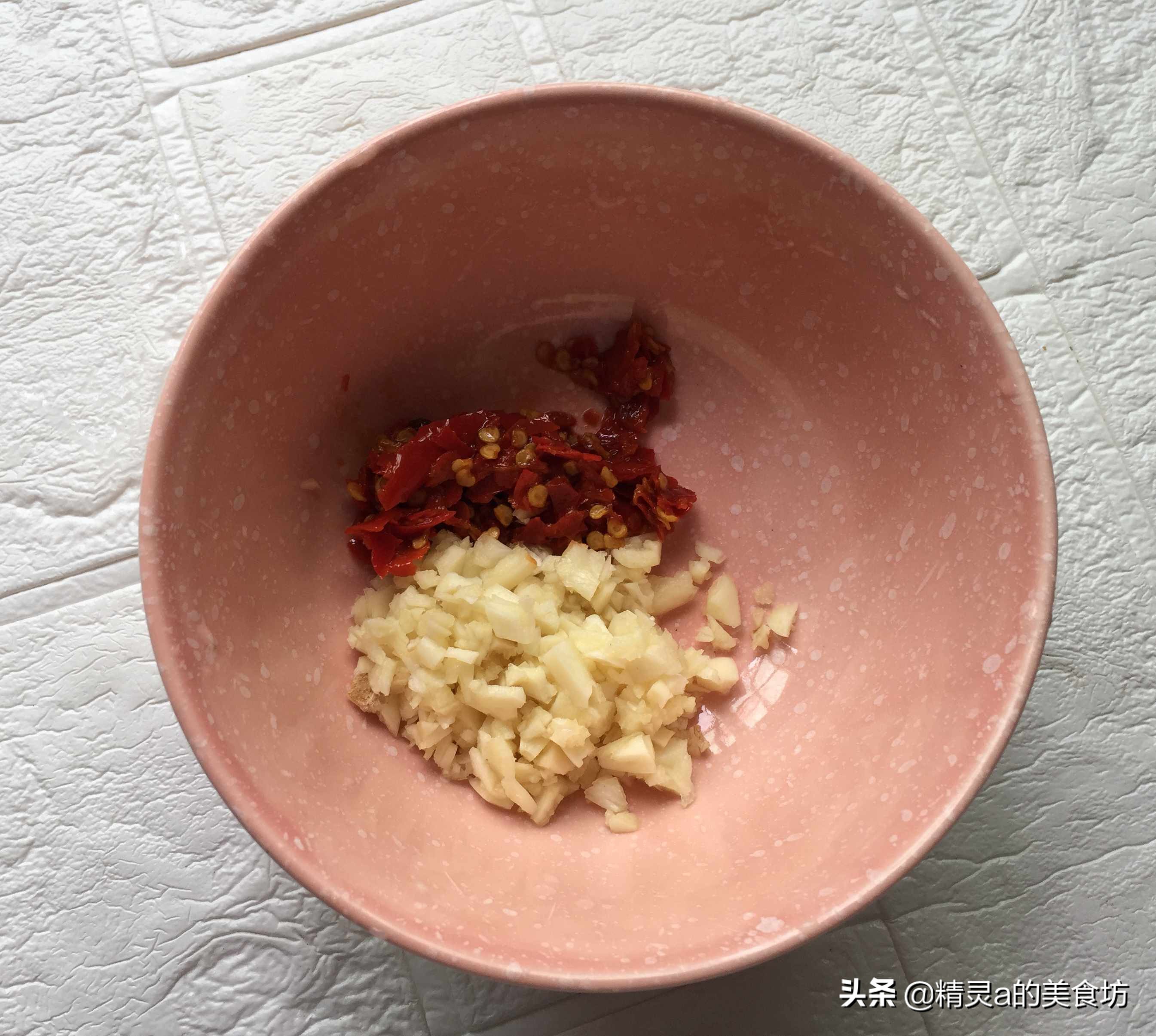 西兰花怎么炒才能脆爽,西兰花洗净只需这一招