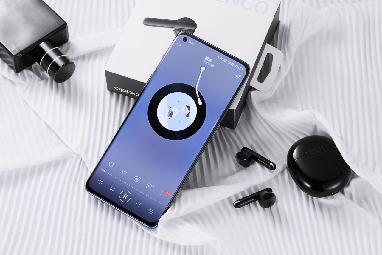 降噪延时全升级，质感秒杀同价产品？OPPOEncoPlay开箱