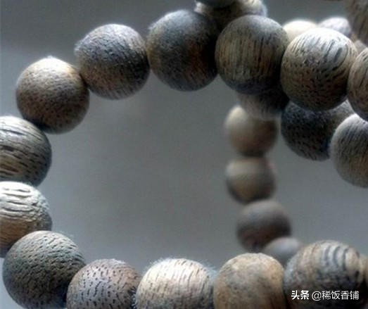 沉香手串遇到汗水会发霉吗,沉香发霉处理后有毒吗