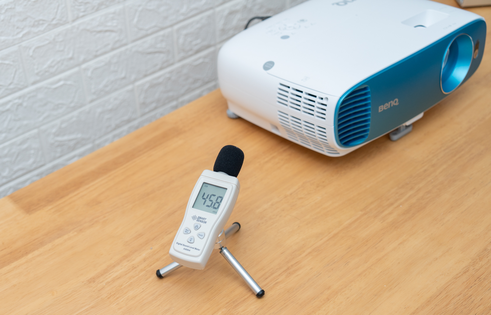 客厅改造书房投影,书房装修成影院