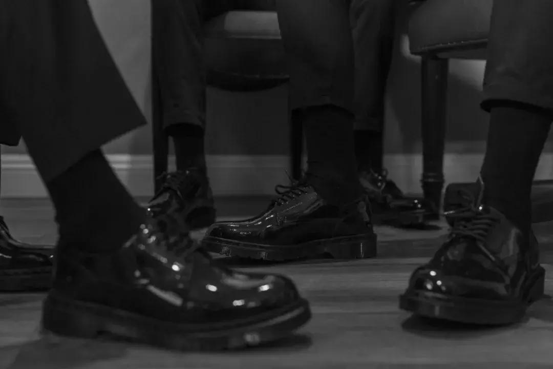 男人的婚鞋怎么处理,男士婚鞋平时也可以穿的