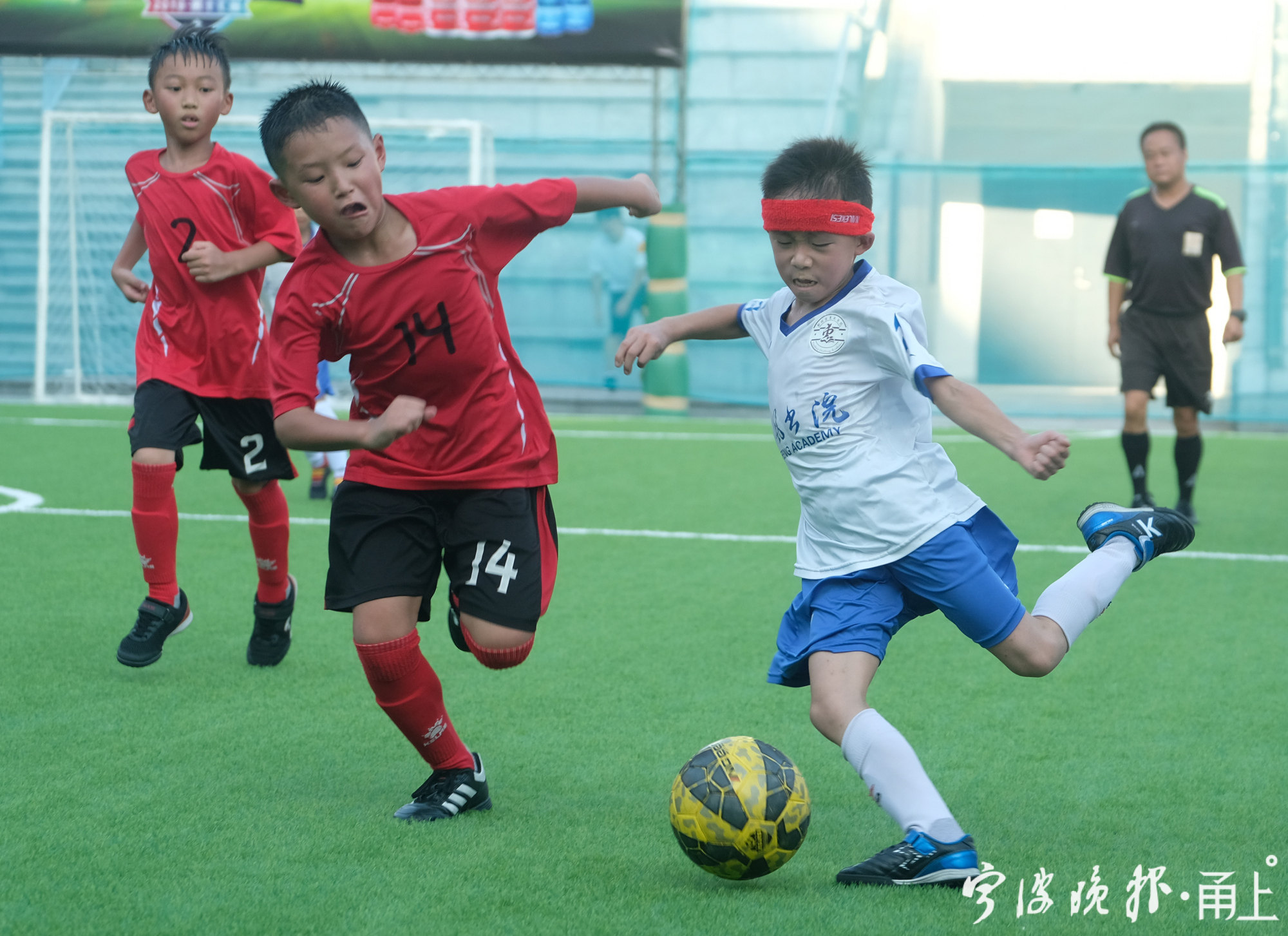 宁波足球青训报名,宁波2021足球青少年