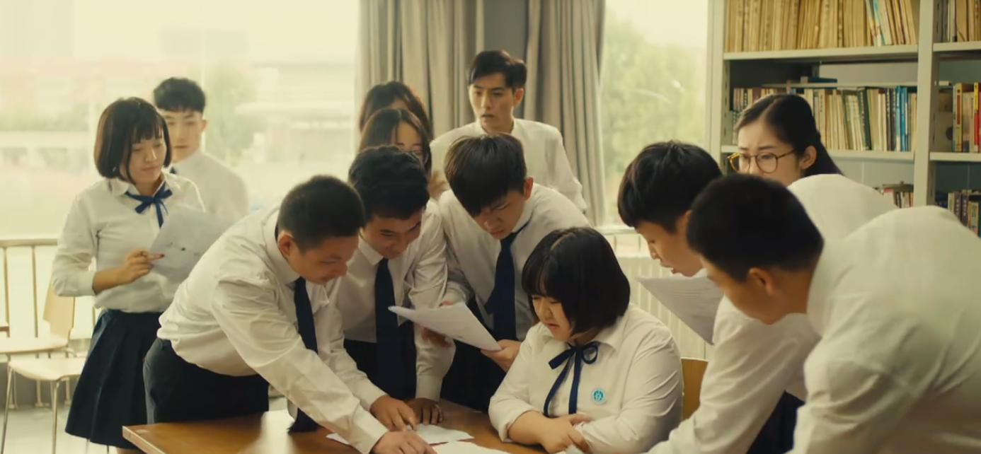 200斤胖女孩被同学嫌弃，减肥成功后让男神侧目，国产冷门电影