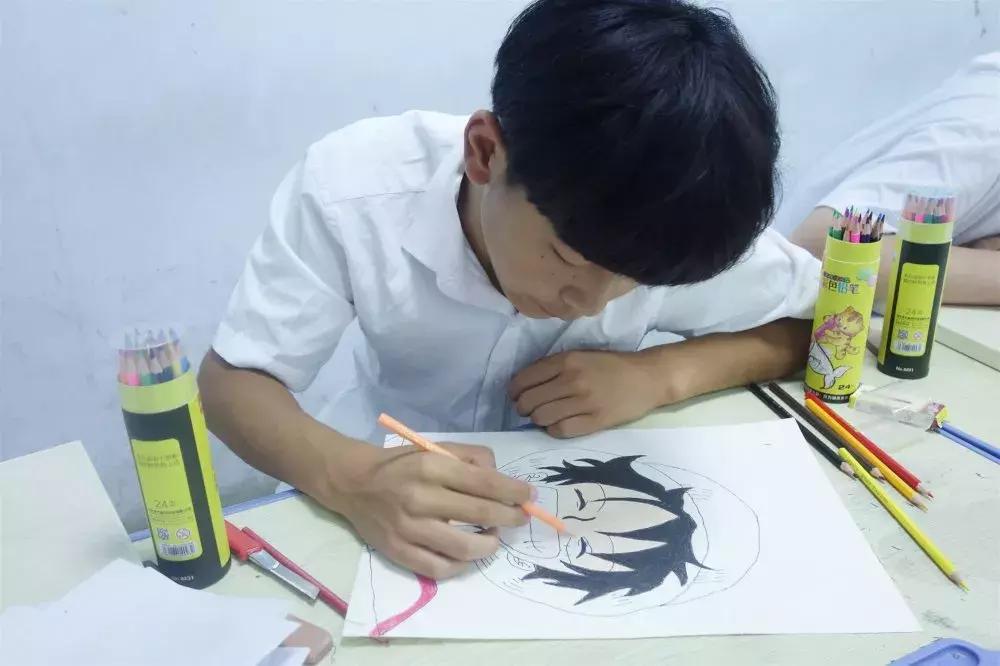 北大青鸟郑州翔天信鸽培训中心,郑州北大青鸟翔天信鸽哪个好