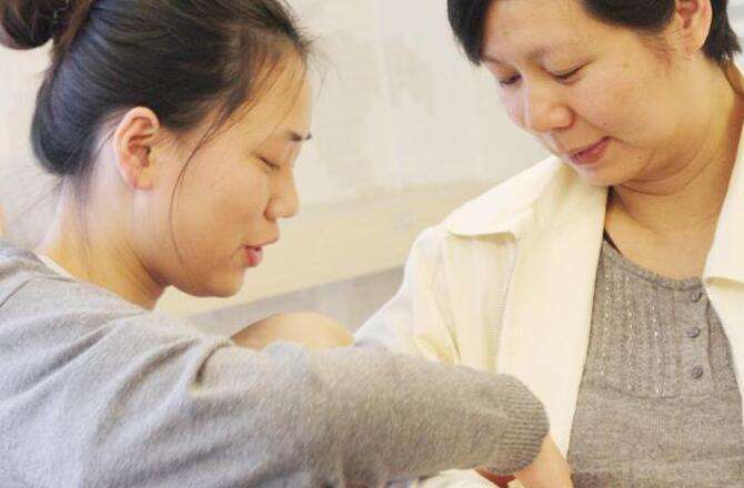 张柏芝生三胎后依然宛若少女,明星是怎么坐月子的?