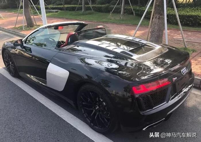 奥迪r8都是敞篷跑车吗,2020奥迪r8敞篷车展